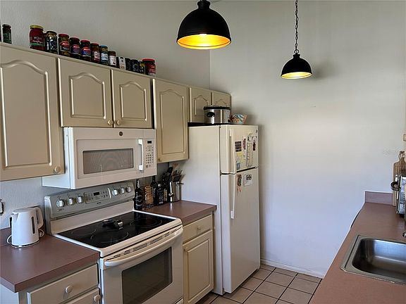 5th image of 3401 36TH STREET W #3401