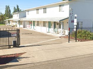 1287 R St APT 1, Springfield, OR 97477