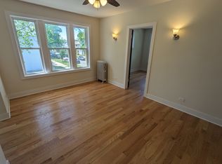 5055 W Grace St #2, Chicago, IL 60641
