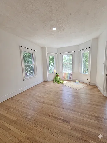 56 Pinckney St #3 Photo 1