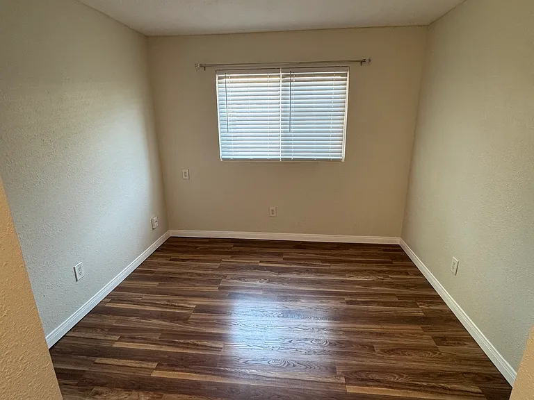 10628 Queen Jessica Ln — Photo 23