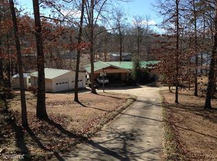 695 Gulf Crest Rd, Jasper, AL 35504