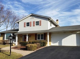 4065 Winston Dr, Hoffman Estates, IL 60192