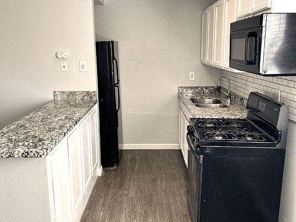 5th image of 2741 W Tuckey Ln APT 1