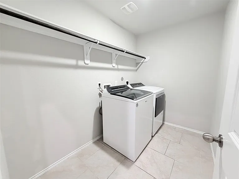 4827 San Gregorio Ln — Photo 13