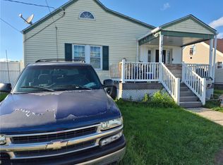1013 Henry St, Belle Vernon, PA 15012