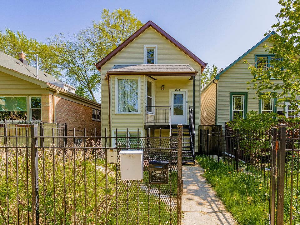 1st image of 2931 W Belden Ave #G