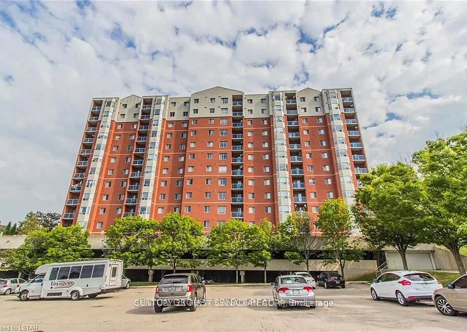 30 Chapman Ct #1007