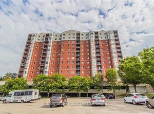 30 Chapman Ct #1007, London, ON N6G 4Y4