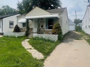 22843 Sharrow Ave, Warren, MI 48089