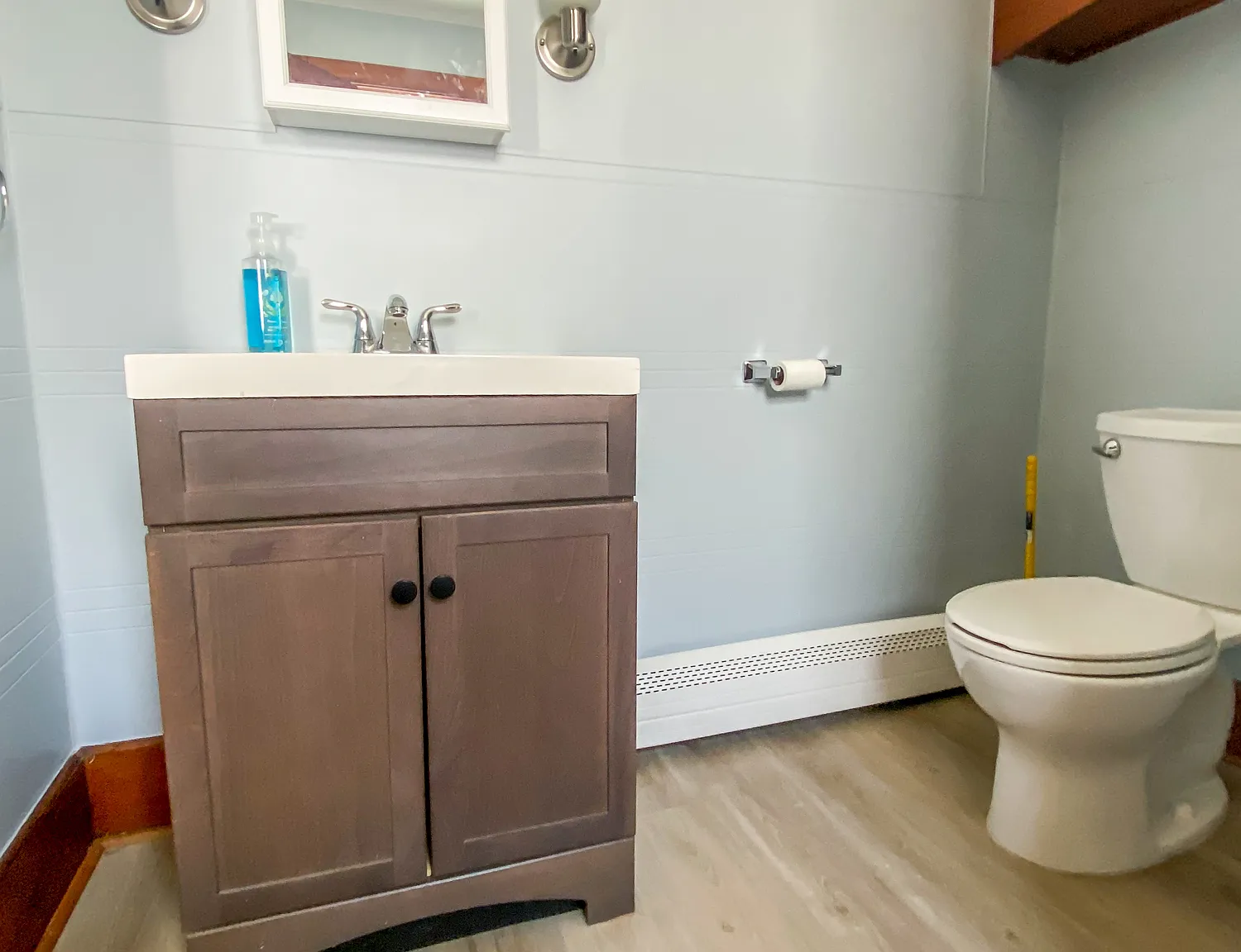 2 bed, $1,650 — Photo 2