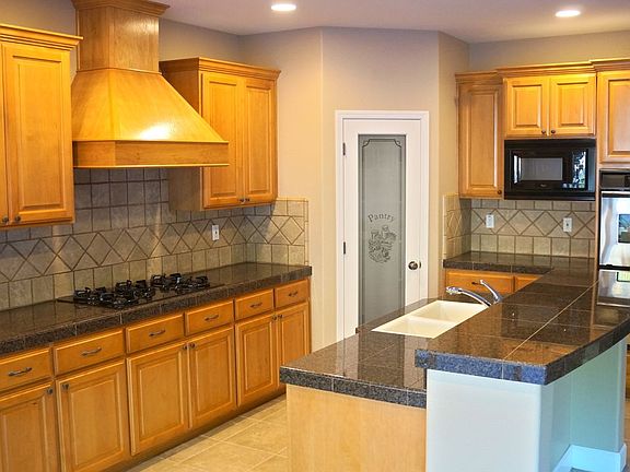 4th image of 3523 Pleasant Creek Dr