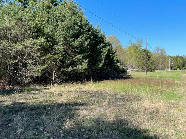 4400 N River Dr, Newaygo, MI 49337