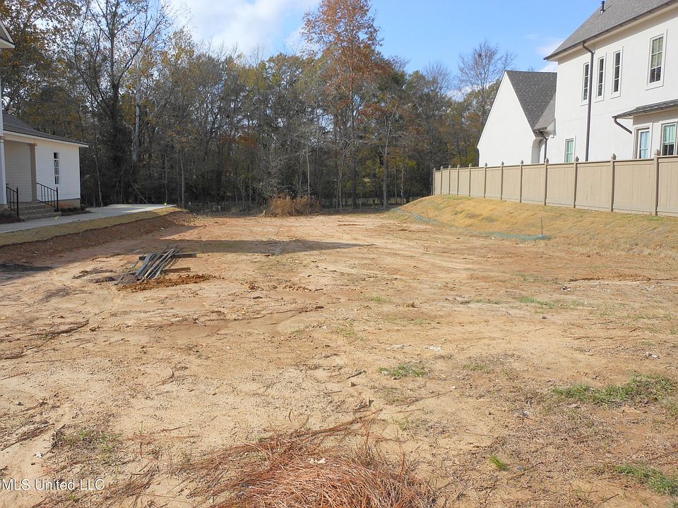 2nd image of 115 Commonwealth Dr Lot 17