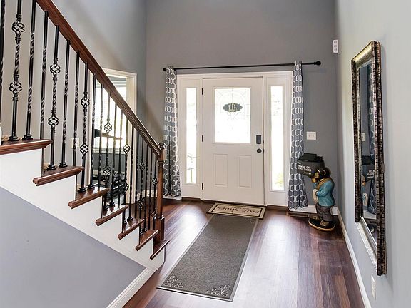3rd image of 1536 Breezy Creek Dr