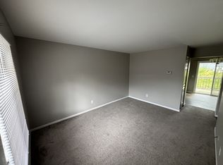 3220 Coach Ln SE, Grand Rapids, MI 49512