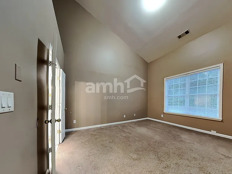 275 Beckenham Walk Dr — Photo 12