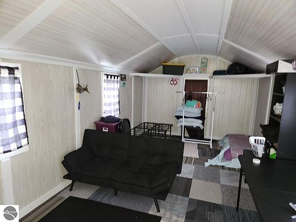 4th image of 4411 Whitetail Dr SE