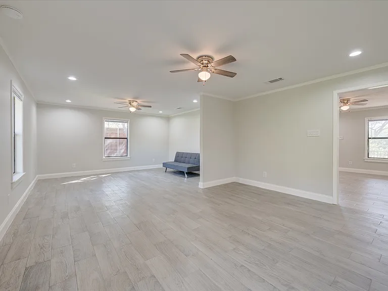 304 Oak Dr — Photo 27