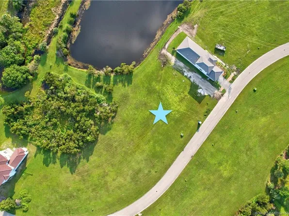 265 SE Via Sangro, Port Saint Lucie, FL 34952