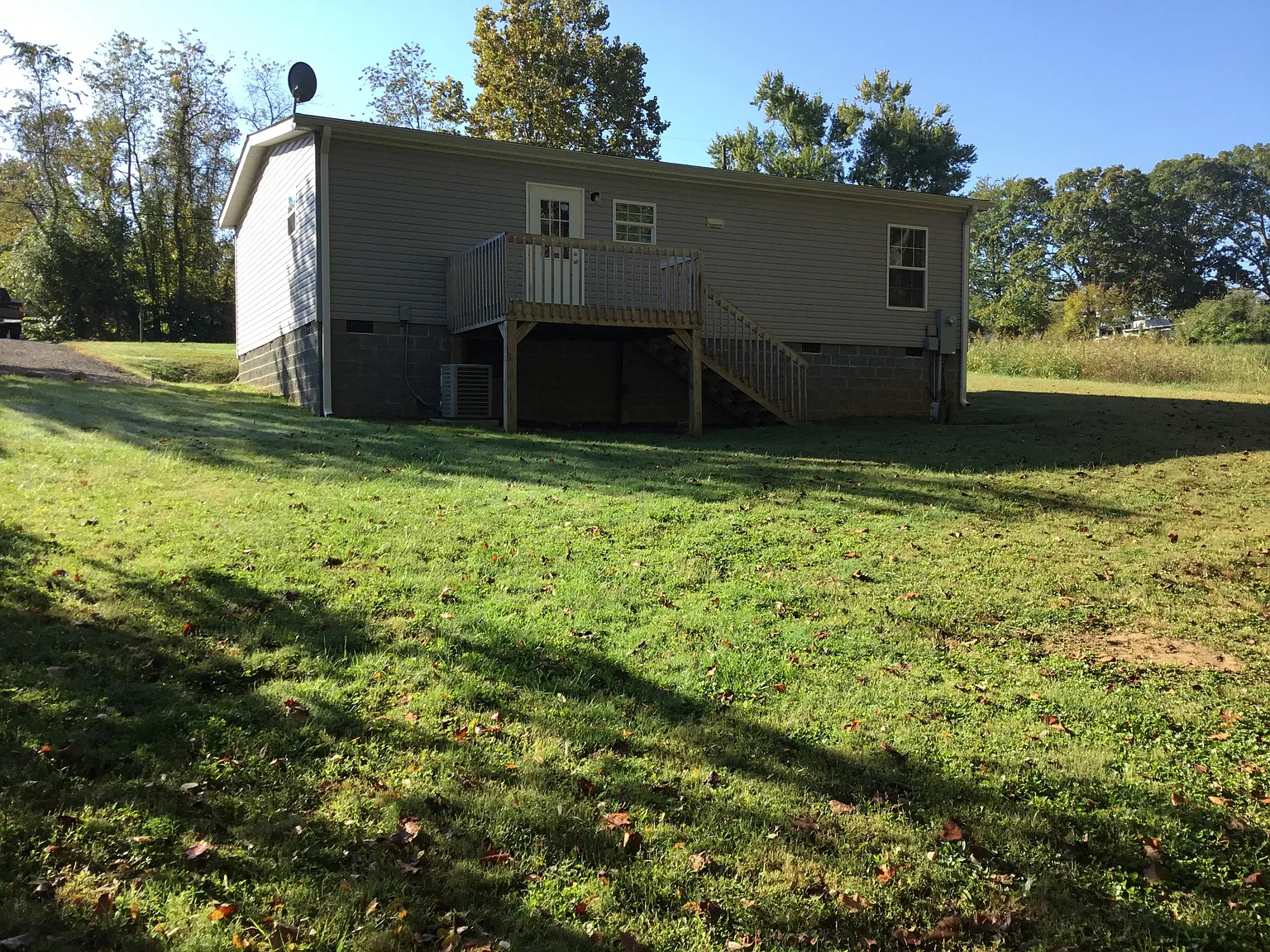 2 bed, 1070 sqft, $1,595 — Photo 3