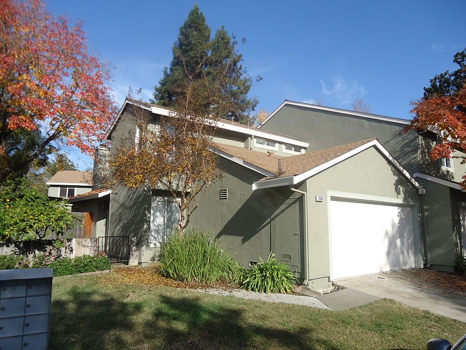 1st image of 2669 Decker Way