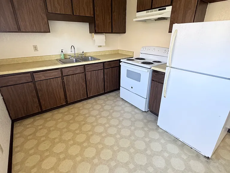 72 H St #3 — Photo 3