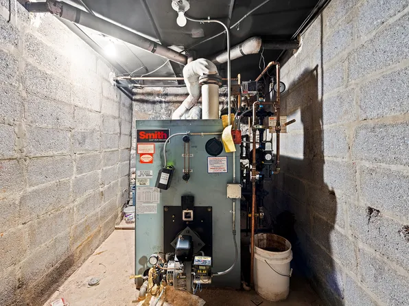 363 Sixth Avenue image 4 of 23