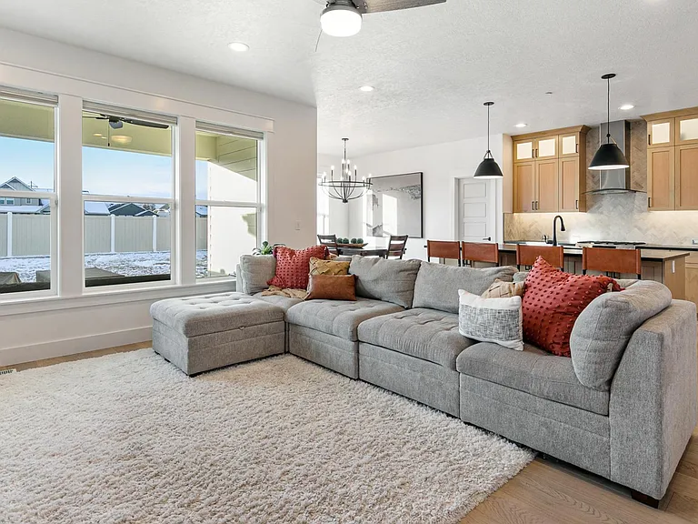 6519 E Bear Ridge St — Photo 3