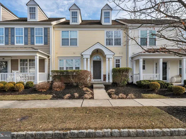 18 Borton Ave, Voorhees, NJ 08043