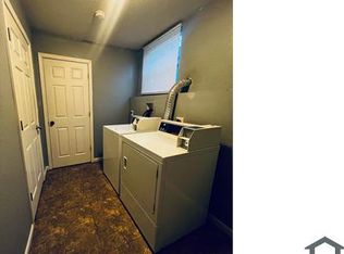 5425 E 27th Ter, Kansas City, MO 64128