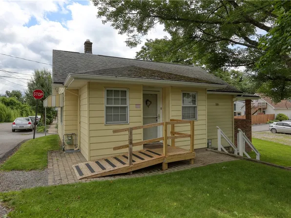 404 Curtis St, South Heights, PA 15081