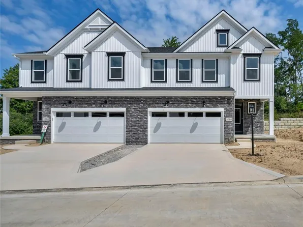 2079 Glenmont Dr, Brunswick, OH 44212