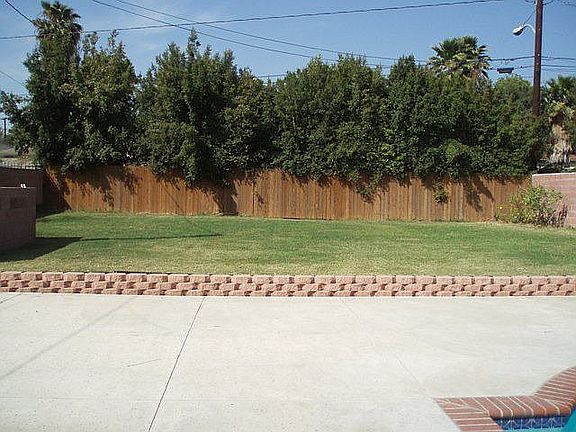 4th image of 10821 Floral Dr