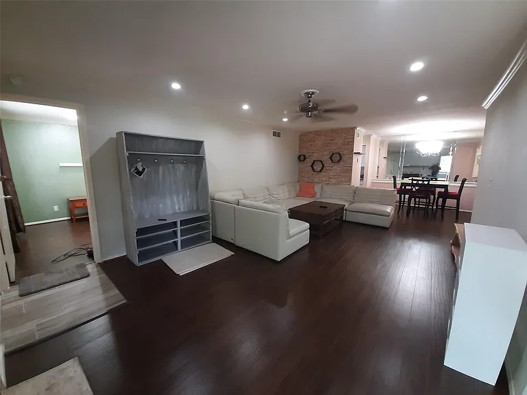 9700 Leawood Blvd #1410 — Photo 2