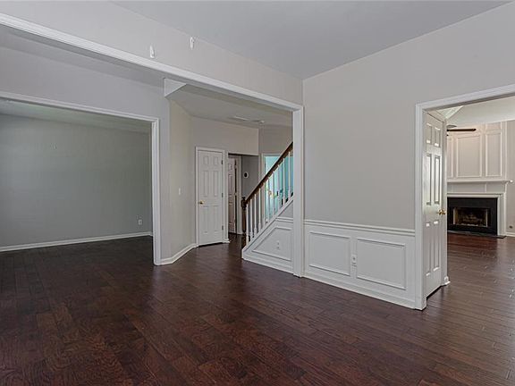 5th image of 2218 Adderbury Ct SW