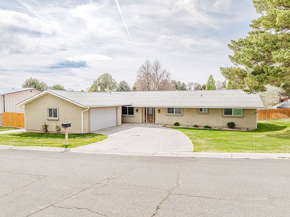 1st image of 225 Skyline Dr