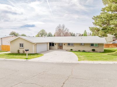 225 Skyline Dr, Elko, NV, 89801