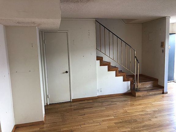 4th image of 14947 Dickens St APT 6