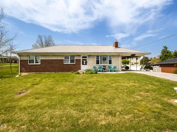 206 Locust St, New Tazewell, TN 37825