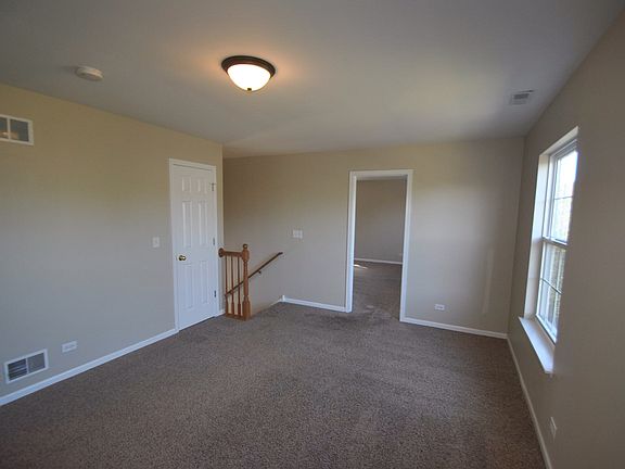 5th image of 207 Gregory M Sears Dr