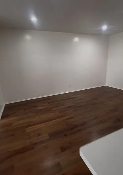 420 Raymond Ave #6 — Photo 3