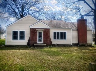 407 S 6th St, Louisburg, KS 66053