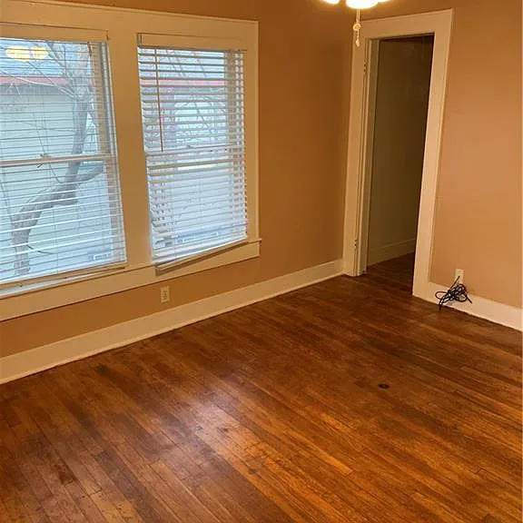 2714 Whitis Ave #ABC — Photo 12