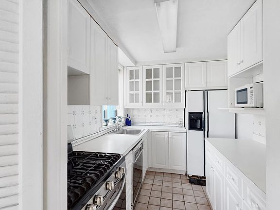 5th image of 1725 York Ave APT 16C