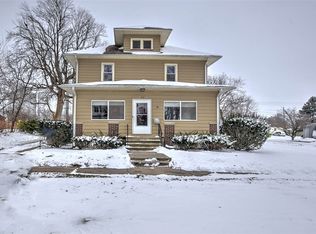 130 S Walnut St, Maroa, IL 61756