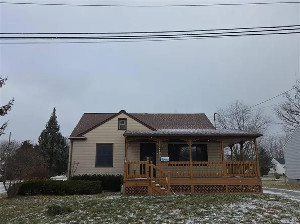 209 Sipple Ave, Amherst, OH 44001