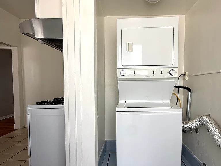 4048 Los Feliz Blvd #1 — Photo 8