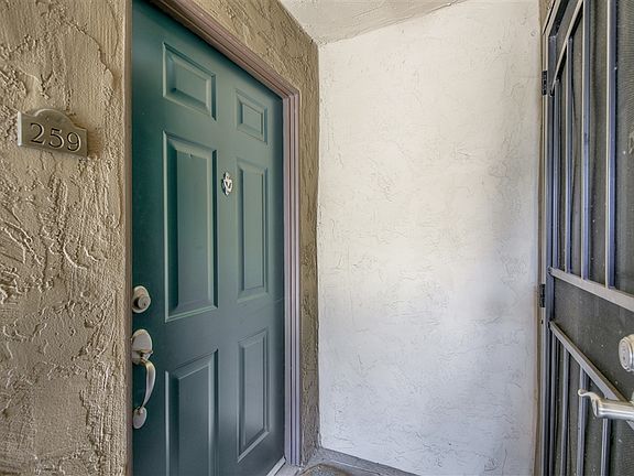 3rd image of 3456 Castle Glen Dr Unit 259