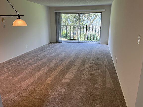 2nd image of 1070 Miramonte Dr APT 11
